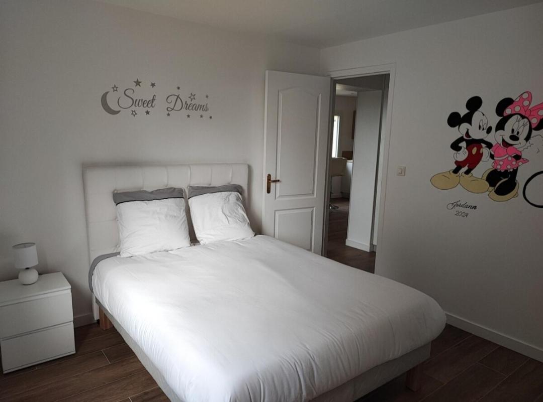 Charmant Appartement 2 Pieces Proche Disneyland Villeneuve-Saint-Denis Exterior foto
