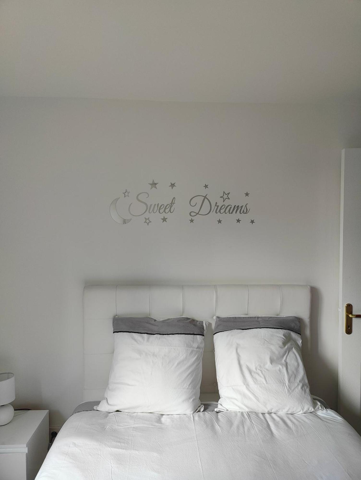Charmant Appartement 2 Pieces Proche Disneyland Villeneuve-Saint-Denis Exterior foto